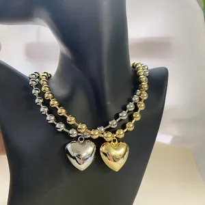 Atractivo chapado en oro de latón, collares con colgante de Cuentas grandes, cadena con cuentas, corazón, colgante de corazón, collar de joyería de moda