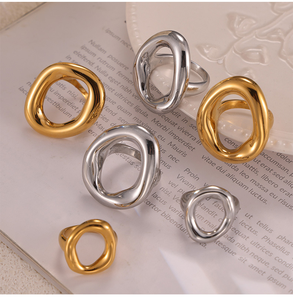 Bague tendance géométrique irrégulière en acier titane pour femme, plaquée argent, grande, massive et brillante, style statement - Product Image 6