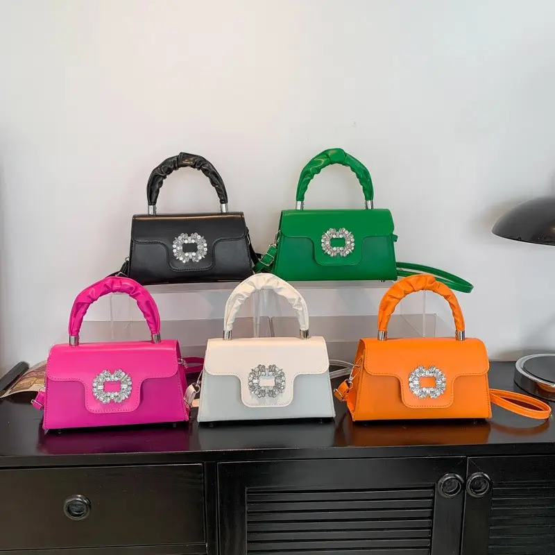 Moda diamantes joya bolso de mano para mujer remache bolsos de hombro para mujer 2024 nuevos monederos y bolsos de primavera Carteras pequeñas