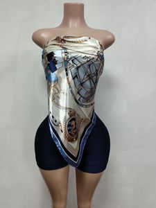 Set <span class=keywords><strong>di</strong></span> <span class=keywords><strong>abbigliamento</strong></span> estivo in due pezzi da donna Top sciarpa <span class=keywords><strong>di</strong></span> <span class=keywords><strong>lusso</strong></span> e pantaloncini lucidi abiti in tessuto senza maniche senza schienale 2 pezzi Shorts Set - Product Image 3