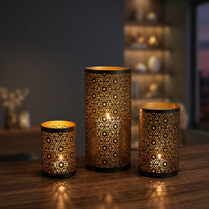เชิงเทียนเหล็กตัดลายต้นคริสต์มาสทำมือ Sonnet Decor รุ่น 2101 ชุด 3 ชิ้น ทนความร้อน พิมพ์ลายดิจิตอล 1 สี สำหรับตกแต่งบ้าน - Product Image 1