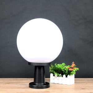 Lampadina E27 a Risparmio Energetico 220V, Forma Sferica, in ABS, IP44, per Giardino, Luce Bianca Calda, Angolo di Illuminazione 270°, Moderna per Pilastri e Cancelli - Product Image 2