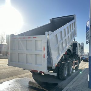 รถดัมพ์หนัก 30 ตัน ซิโนทรัค ฮาวเวอร์ 6x4 เกียร์อัตโนมัติ ดีเซลยูโร 2 พวงมาลัยซ้าย 10 <span class=keywords><strong>ล้อ</strong></span> - Product Image 5