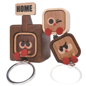 Nouveau <span class=keywords><strong>porte</strong></span>-clés pour la maison avec trois emojis, <span class=keywords><strong>porte</strong></span>-clés créatif pour la maison, pendentif mural, autocollants décoratifs en bois pour mur et réfrigérateur - Product Image 3