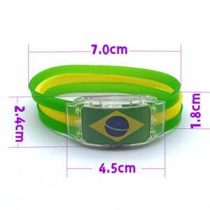 צמיד עם לוגו בהתאמה אישית, דגל כדורגל עולמי <span class=keywords><strong>2026</strong></span> מודפס, צמיד ספורט מגומי עם תאורת לד, צמידי סיליקון לקידום מכירות לאירועים - Product Image 5