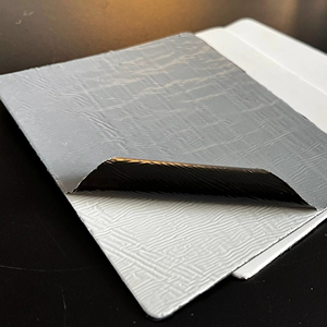 Membrane d'étanchéité de toiture TPO moderne 1,5 mm, écologique, résistante aux UV, matériau de construction pour piscine, étang, usage commercial - Product Image 1