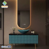 Meuble-lavabo mural double vasque en bois massif moderne OEM 2025 avec robinet en cuivre et lavabo en céramique pour salle de bain et chambre à coucher