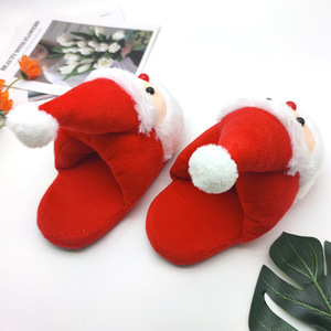 Nuove Pantofole Natalizie in Peluche, Scarpe a Forma di Babbo Natale Cartoon, Regali Natalizi Caldi per Famiglie e Coppie - Product Image 4