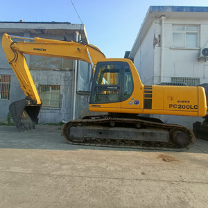 90% nouvelle pelle sur chenilles KOMATSU PC200-6 utilisée pelle d'origine japonaise PC200-6 un bon équipement sur Offre Spéciale à SHANGHAI - Product Image 5