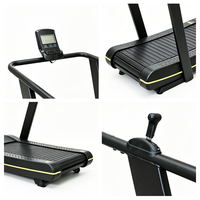 Tapis roulant courbé non motorisé à entraînement mécanique, poids net 70 kg, charge utilisateur maximale 150 kg, cadre robuste pour salle de sport/studio cardio