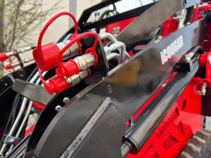 Mini-chargeuse compacte à moteur essence Honda de 700 kg, chargeuse frontale, pelle rétrocaveuse, accessoires, <span class=keywords><strong>godet</strong></span> de 0,2 m, certifiée CE, blanc et bleu - Product Image 5