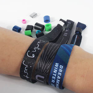 سوار للمعصم من الساتان بتصميم جديد مخصص للمناسبات ، سوار للمعصم من الساتان - Product Image 5