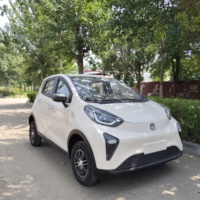 Véhicule à énergie nouvelle à quatre roues, personnalisable avec conduite à droite