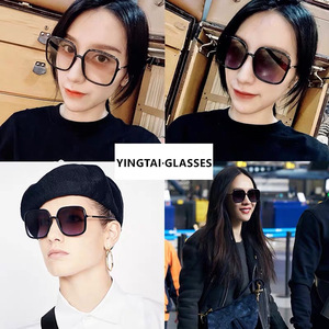 Lunettes de soleil de style D, montures surdimensionnées, protection UV400 pour femmes, mode street style - Product Image 4