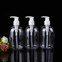 Flacon de désinfectant pour les mains en plastique de 500 ml avec pulvérisateur à pompe en stock