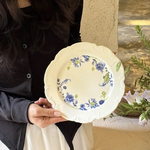 Grandes assiettes de dîner en céramique blanches, style nordique, motif floral bleu, luxe vintage, vente en gros, non toxiques, compatibles lave-vaisselle, écologiques - Product Image 4