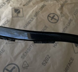 2068856303 pour mercedes-benz C200 C260 <span class=keywords><strong>206</strong></span> et autres versions à axe court de la bande de pare-chocs mercedes-benz noir brillant - Product Image 3