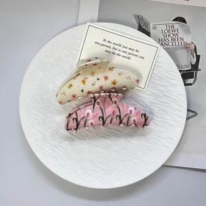 กิ๊บติดผมอะคริลิคขนาดเล็กสำหรับผู้หญิง รูปทรงครึ่งวงกลม กิ๊บหนีบผมอเนกประสงค์ กิ๊บหนีบผมทรงฉลามน่ารัก กิ๊บติดผมรูปดอกทิวลิป - Product Image 1