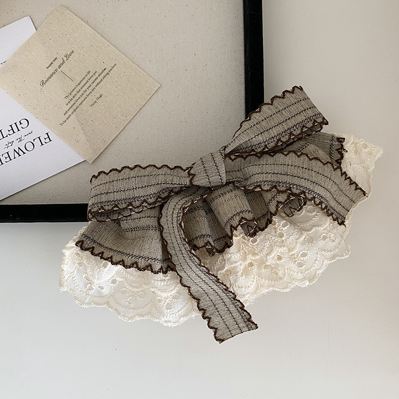 Light Brown Lace Barrette