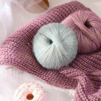 Benang Rajut Mewah Campuran Mohair Akrilik Super Lembut Ramah Lingkungan Anti Pilling dengan Benang Glitter Emas untuk Crochet, Rajut Chunky, dan Tufting