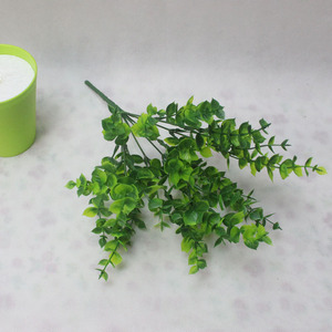 Fausses fleurs <span class=keywords><strong>d</strong></span>'<span class=keywords><strong>eucalyptus</strong></span> artificielles en plastique, 7 branches, vente en gros, pièces - Product Image 4