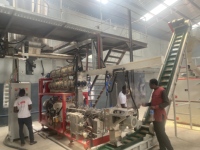 Machine extrudeuse d'aliments pour poissons commerciaux entièrement automatique, machine de fabrication d'aliments flottants pour poissons, équipement de traitement des aliments pour poissons-chats