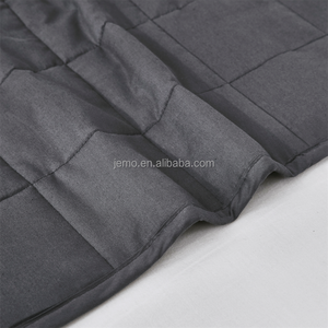 بطانية مبطنة من القطن الخالص للعلاج من الأرق والتوحد والاكتئاب للبالغين، بطانية ثقيلة 20 رطل محمولة للسفر والطائرات - Product Image 4