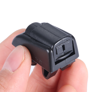 Ugello lavavetri nuovo per cofano <span class=keywords><strong>Skoda</strong></span> <span class=keywords><strong>Octavia</strong></span> II Kamiq 1Z0955985 8Z0955987B compatibile Audi A2 Alta Qualità - Product Image 2