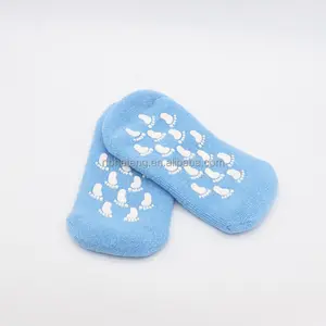 Chaussettes en gel hydratantes pour les soins des pieds, chaussettes en gel pour les pieds secs et craquelés des femmes