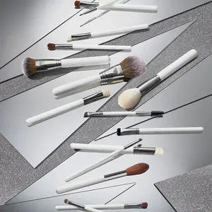 15 Piece Luxury White Wood Handle Make Up Brush Set Professional Make Up Kit