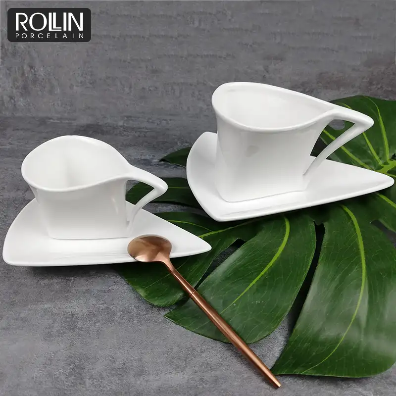 Juego de tazas de café de porcelana con forma triangular, platillo de cerámica de alta calidad, espresso, capuchino, diseño único