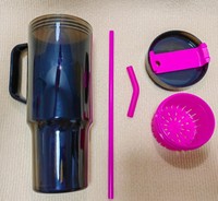 Gobelets populaires d'Asie du Sud-Est avec paille, infuseur à thé et poignée, en plastique, pour thé glacé