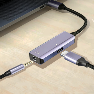 Adaptateur audio USB-C mâle vers <span class=keywords><strong>prise</strong></span> <span class=keywords><strong>jack</strong></span> 3,5 mm femelle 2-en-1 en nylon tressé OEM ODM <span class=keywords><strong>avec</strong></span> chargeur rapide PD et câble AUX pour casque Type-C - Product Image 1