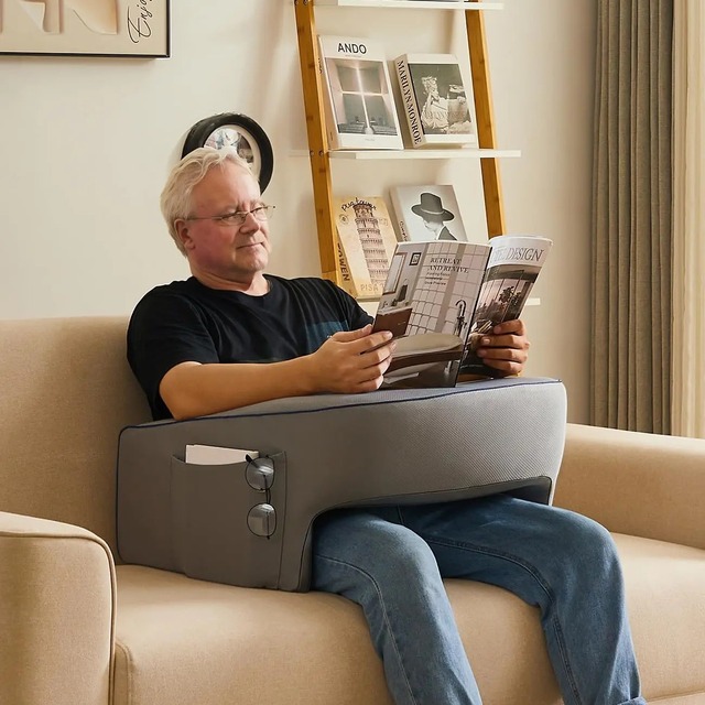 Ergonomic Memory Foam Gaming Pillow with Lumbar Support - Comfort for Long Hours Gaming Sessions