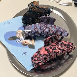 Pince à cheveux élégante de 11 cm en acétate de cellulose de qualité supérieure, accessoire capillaire durable et stylé - Product Image 6