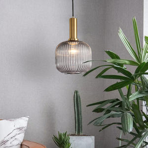 Lustre scandinave en verre vert peinture à tête unique lanterne à rayures décontractées lampes suspendues pour restaurant <span class=keywords><strong>bar</strong></span> hauteur réglable - Product Image 2
