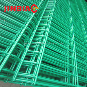 Paneles de valla de malla de alambre de cerdo con alambre de púas de afeitar en la parte superior - Product Image 3