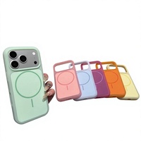 Coque TPU - Style Crème Glacée - Magnétique Liquide 3D - Finition Ressemblant à une Peau - Résistante aux Chutes pour 17 Pro Max