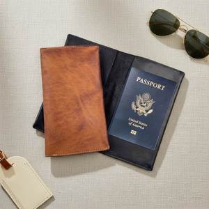 Funda de Pasaporte de Cuero Genuino Hecha a Mano con Logotipo OEM, Estilo Vintage, para Aventuras al Aire Libre, Regalo - Product Image 1
