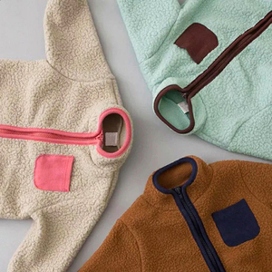 Barboteuse d'hiver pour bébé Barboteuse <span class=keywords><strong>chaude</strong></span> en <span class=keywords><strong>polaire</strong></span> d'agneau Patchwork Jumpsuit Toddler Outwear Custom Baby Onesie Baby Clothes Newborn Sleepsuit - Product Image 3