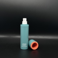 Flacon pompe sans air PP 30ml 50ml 100ml noir mat vide pour emballage de sérum et lotion