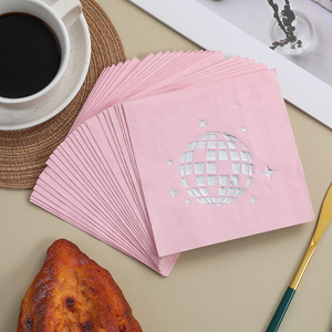 Tùy chỉnh 2-ply đám cưới màu hồng Cocktail giấy khăn ăn lá dập in Thiết kế phong cách túi phong cách cho các bên - Product Image 3