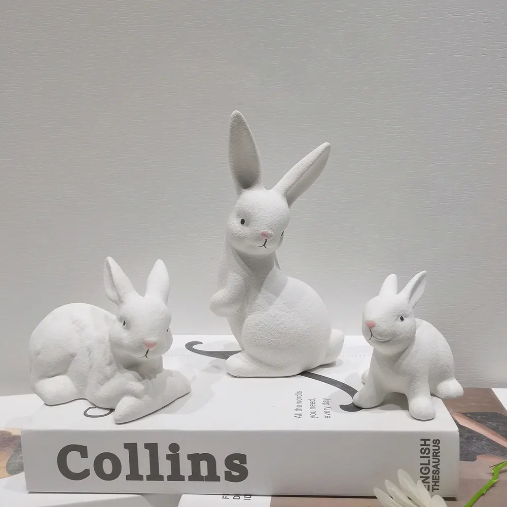 現代の像の机の装飾イースター動物ミニチュアウサギセラミックイースターウサギの置物