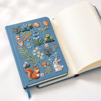 Carnet à couverture rigide personnalisé avec broderie de lapin de la forêt et motif floral, marque-page en ruban, cadeau pour l'écriture