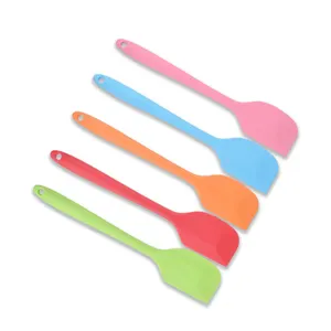 Raschietto spatola Design solido resistente al calore utensile da cucina antiaderente Silicone 11 pollici BPA Free One Piece Logo personalizzato 1 Per Kit