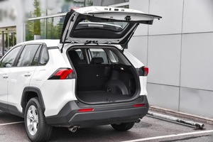 2025 pour <span class=keywords><strong>Toyota</strong></span> <span class=keywords><strong>RAV4</strong></span> hybride SUV haute qualité nouveau véhicule énergétique direction gauche sièges en cuir intérieur foncé R15 5 Setas pour Rav4s - Product Image 6