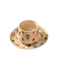 Plateau de petit-déjeuner en céramique à motifs en relief, assiette exquise et élégante, plat de service domestique, présentation de desserts, motif végétal moderne et simple, style occidental