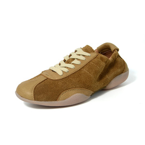Chaussures de marche en cuir véritable de qualité supérieure personnalisées, style décontracté, baskets pour tous les jours - Product Image 1