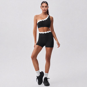 Soutien-gorge de sport asymétrique bicolore, short en dentelle coquillage pour les vacances en plein air, ensemble fitness et yoga - Product Image 6