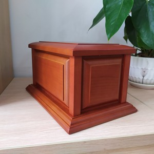 La urna de cremación de madera de estilo americano más vendida de alta calidad hecha a mano de Vietnam para adultos Mascotas Buen precio - Product Image 5